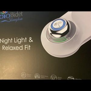 Biobidet slimglow. Toilet seat attachment